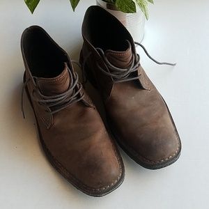 Johnston and Murphy Mens Chukka Boots - Size 8 1/2